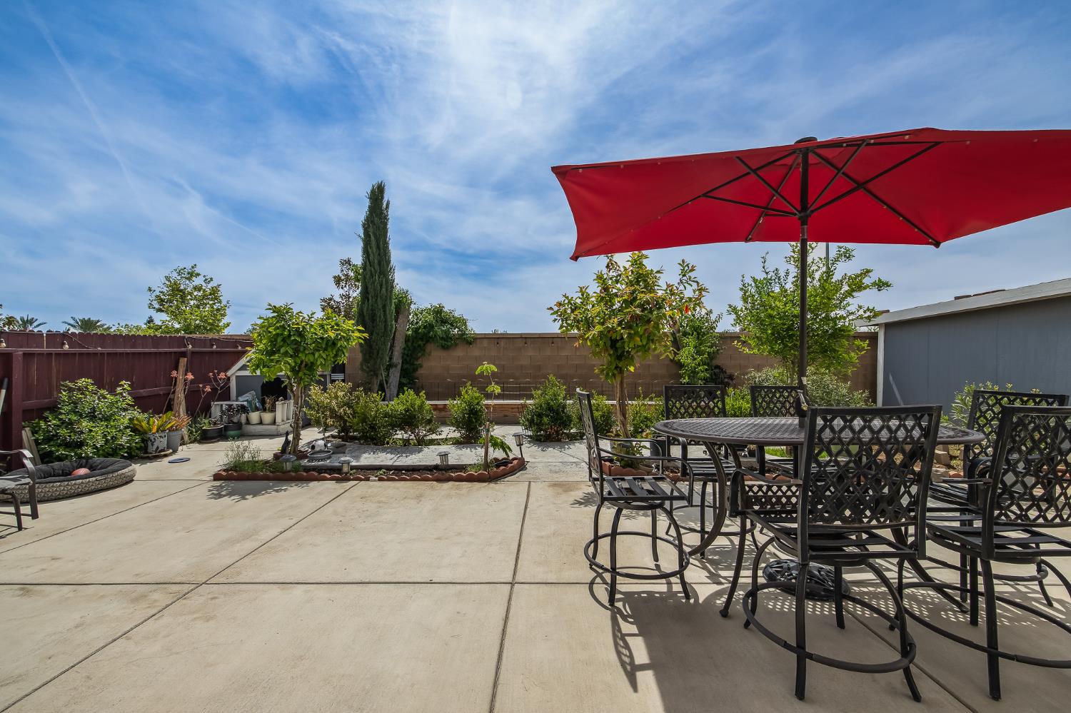 5355 W Hammond Ave, Fresno, CA 93722