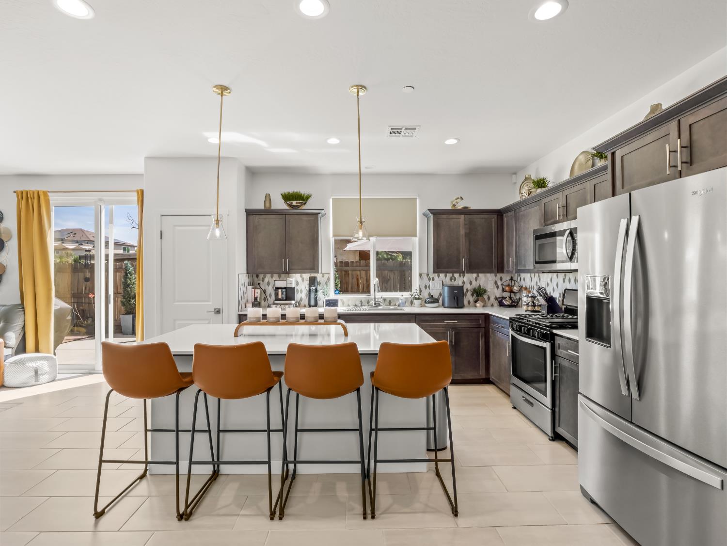 4198 N Reed Ave, Fresno, CA 93723