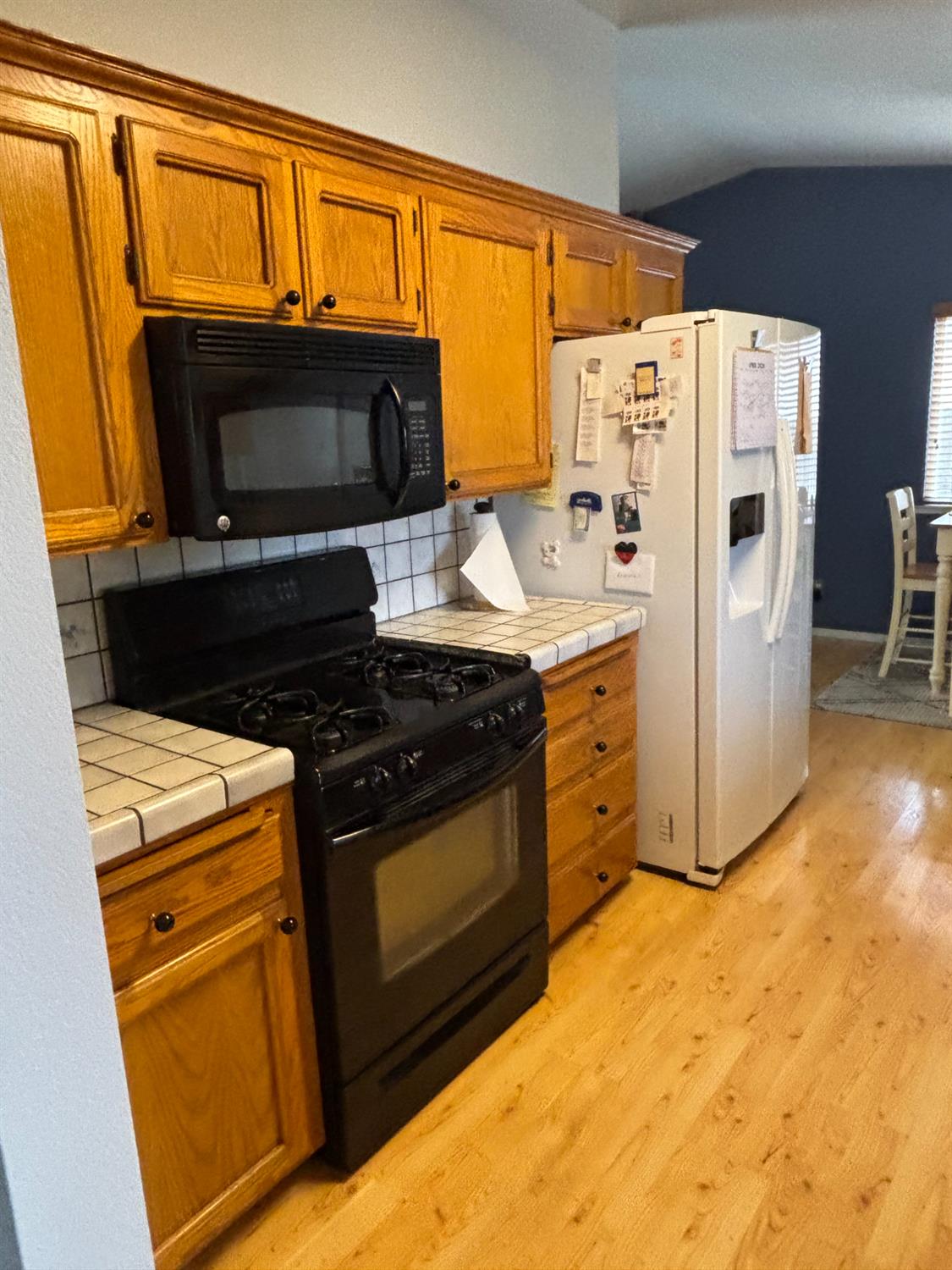 295 W Swift Ave, Clovis, CA 93612