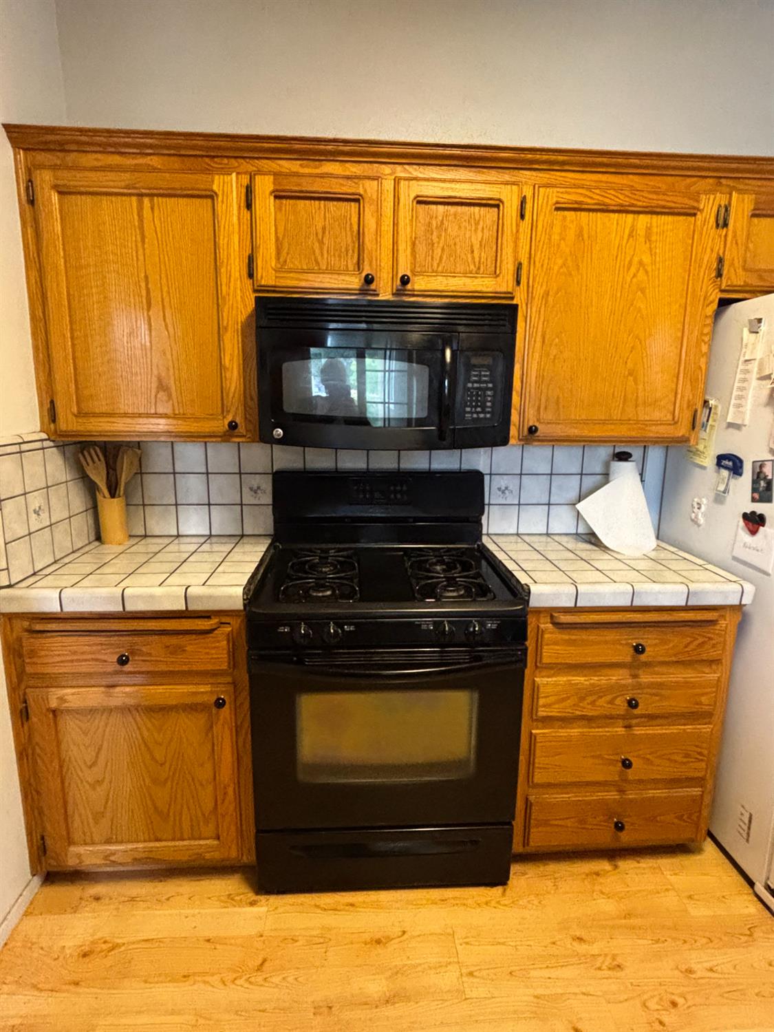 295 W Swift Ave, Clovis, CA 93612