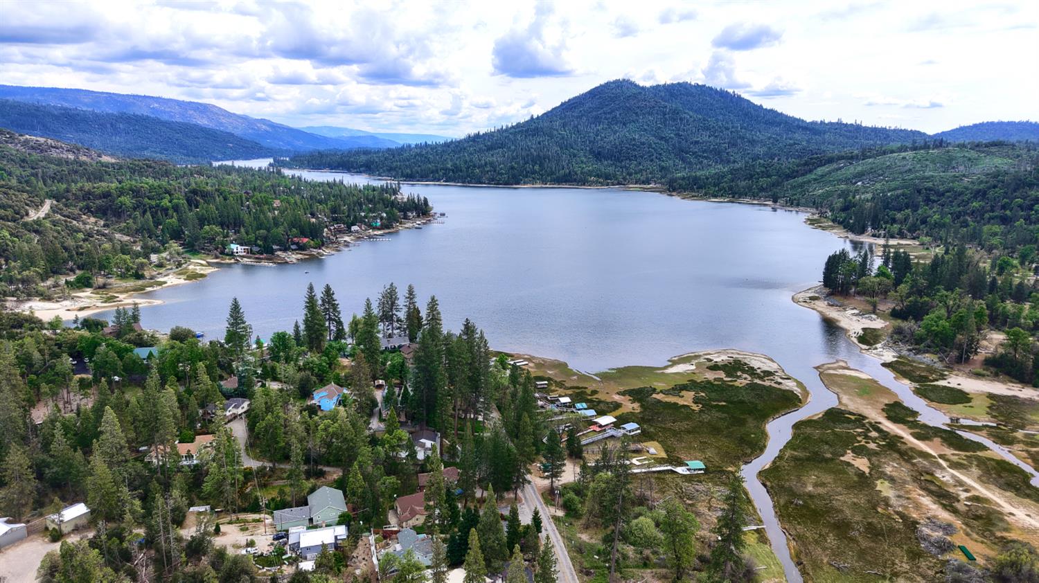 53213 Road 432, Bass Lake, CA 93604