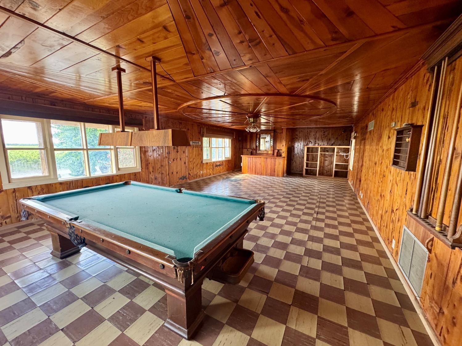 15326 S Dickenson Ave, Riverdale, CA 93656