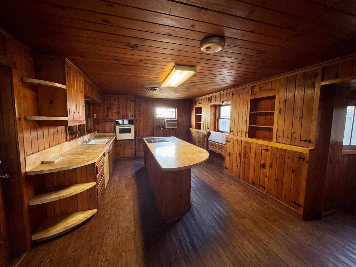 15326 S Dickenson Ave, Riverdale, CA 93656