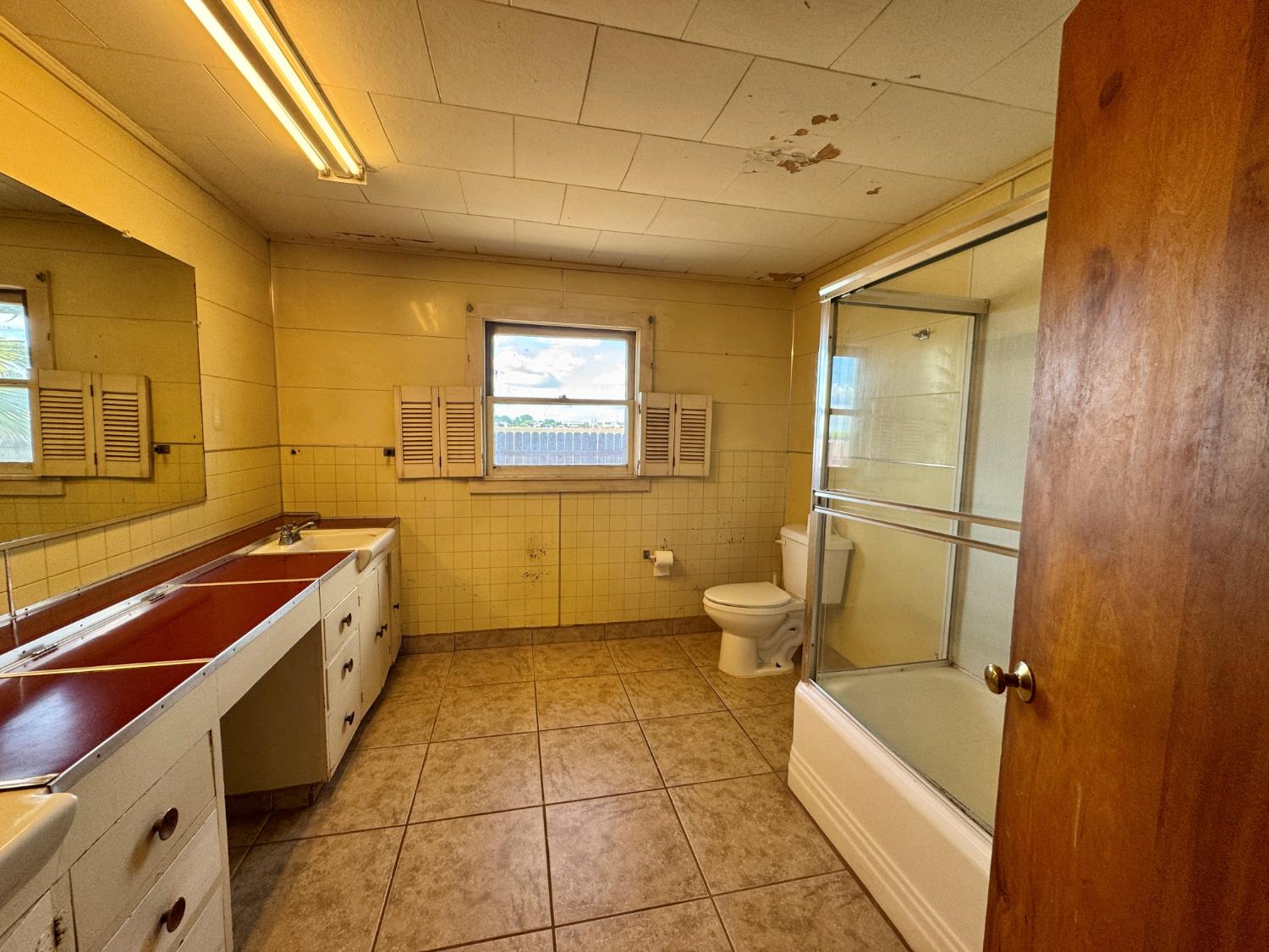 15326 S Dickenson Ave, Riverdale, CA 93656