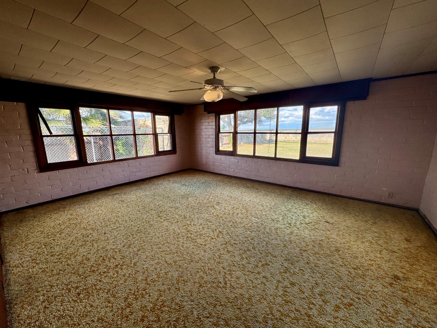 15326 S Dickenson Ave, Riverdale, CA 93656