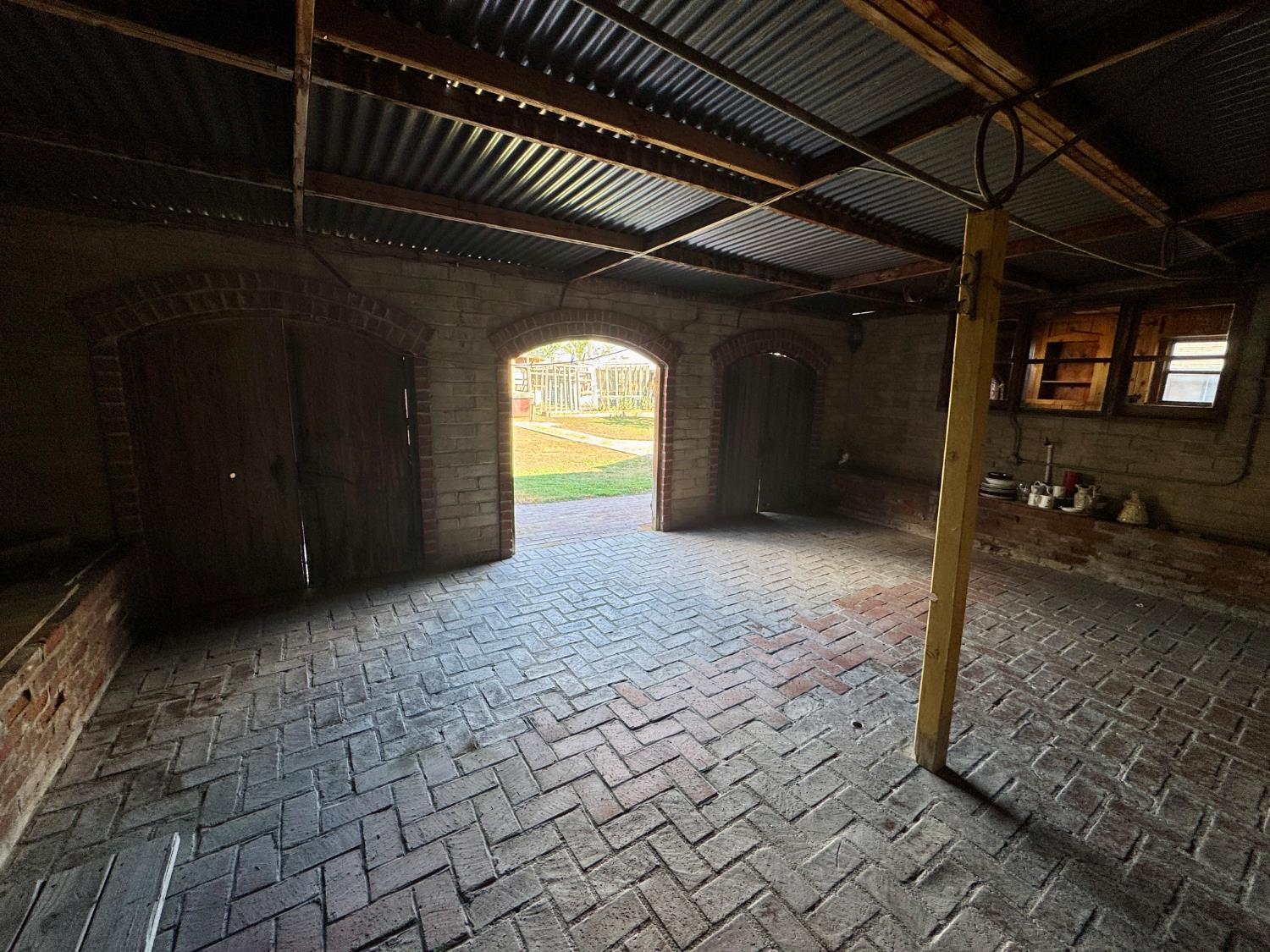 15326 S Dickenson Ave, Riverdale, CA 93656