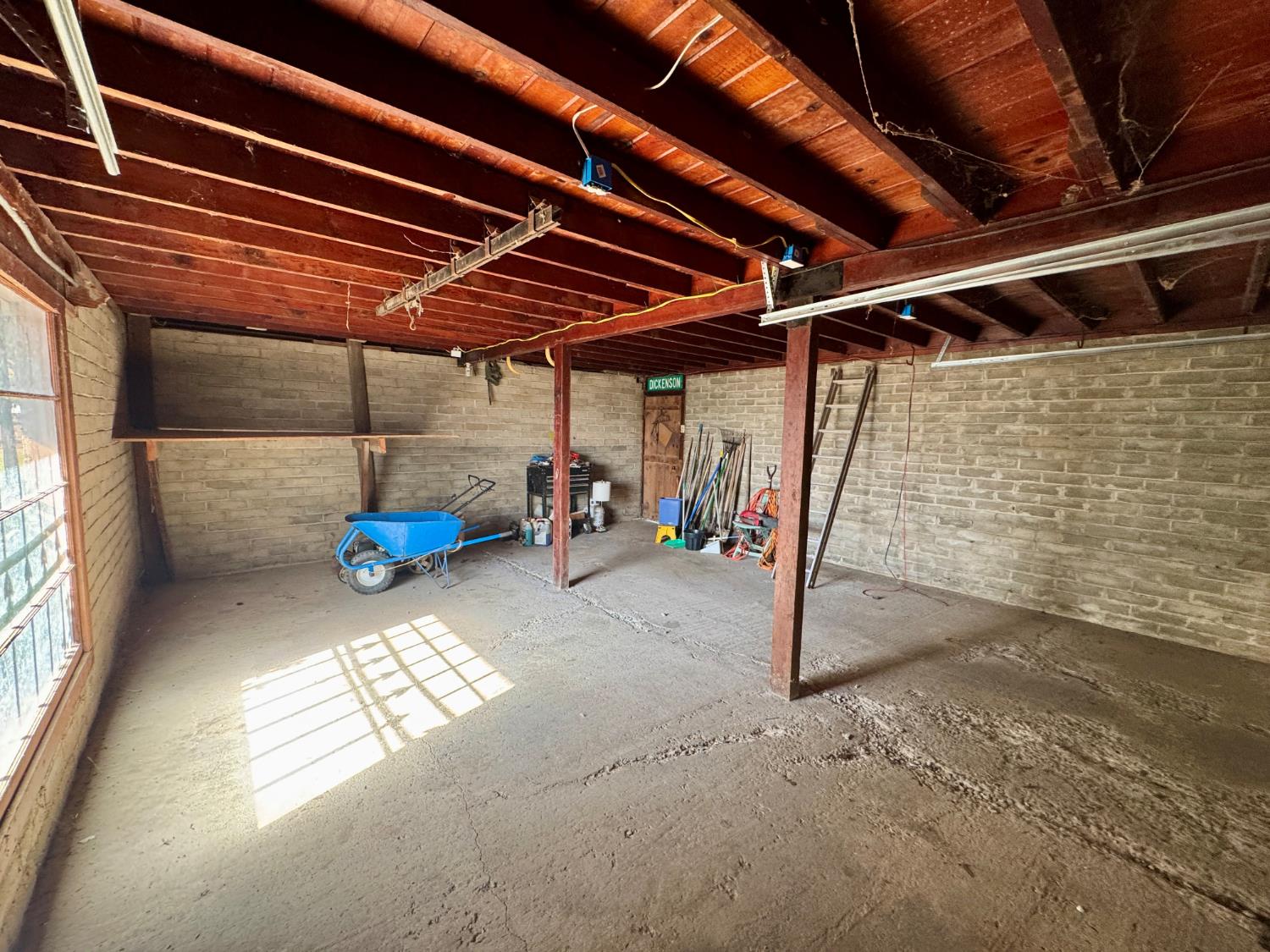 15326 S Dickenson Ave, Riverdale, CA 93656