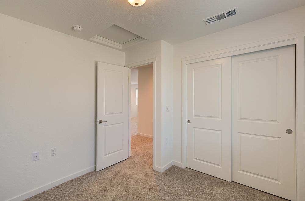 291 Lucas Ave S, Madera, CA 93636