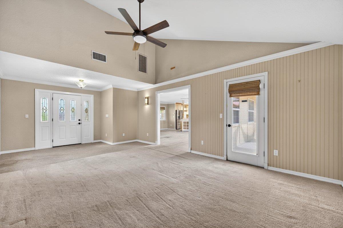 3291 E Los Altos Ave, Fresno, CA 93710