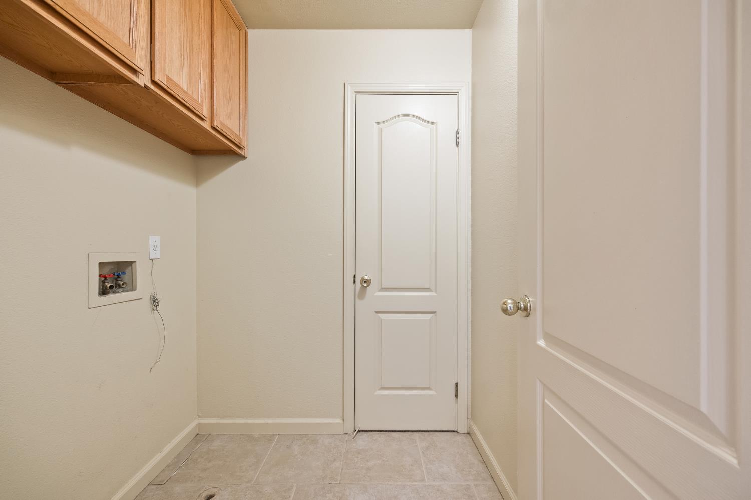 988 Ramona Ave, Clovis, CA 93612