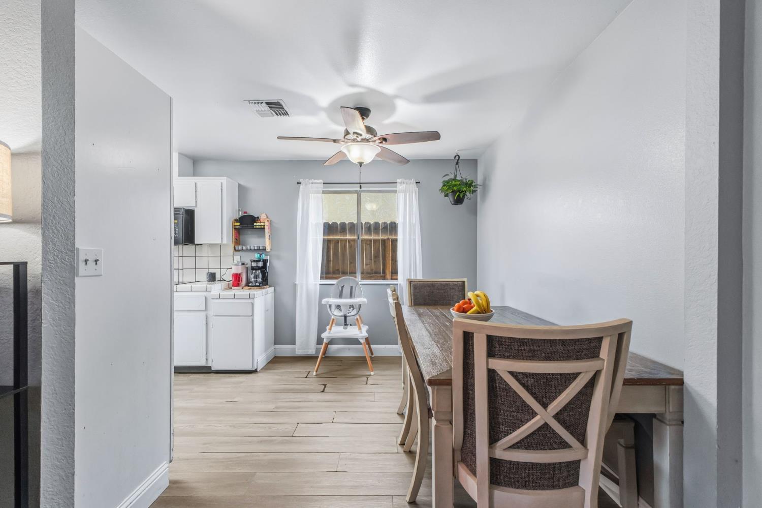 3546 W Dayton Ave, Fresno, CA 93722