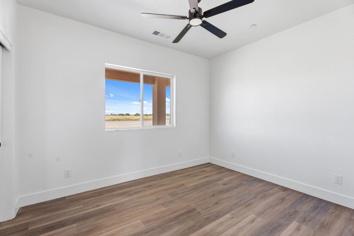 16836 N Lake St, Madera, CA 93638