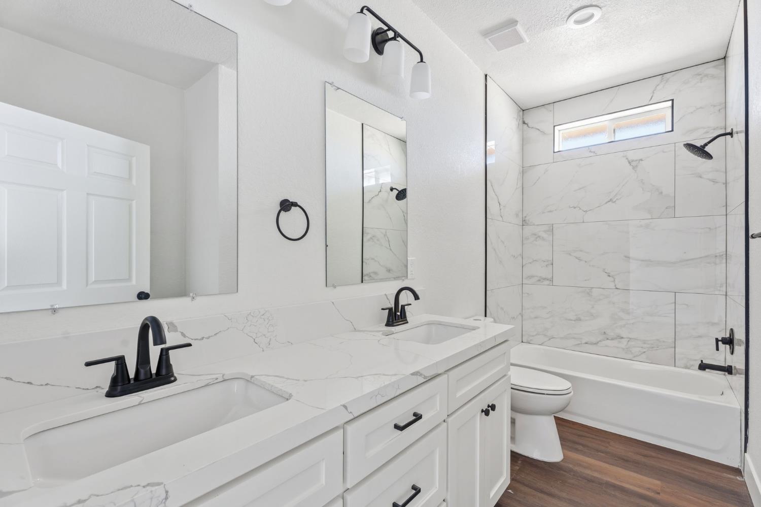 16836 N Lake St, Madera, CA 93638