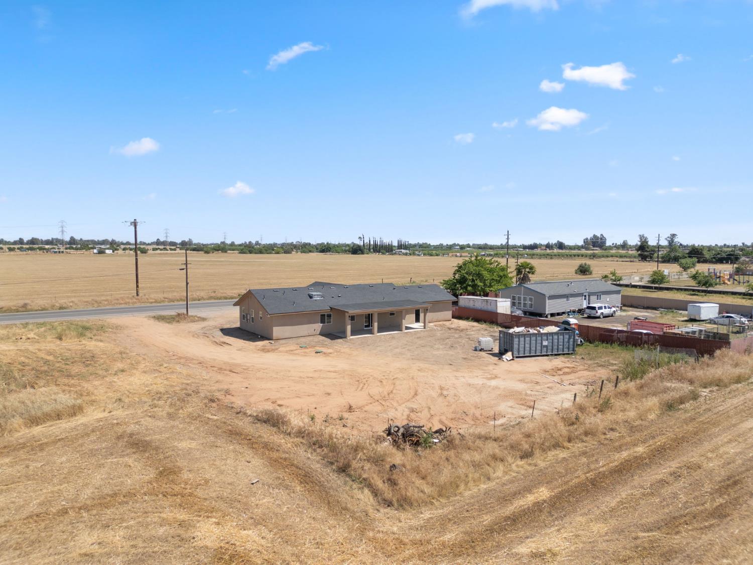 16836 N Lake St, Madera, CA 93638