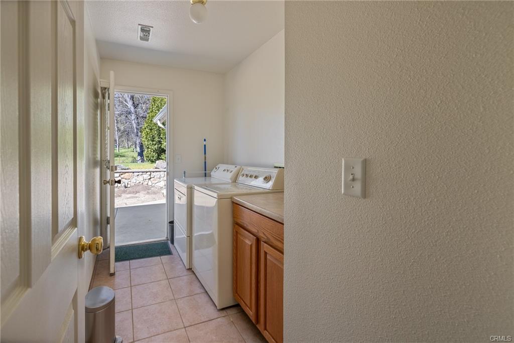 50174 Road 620, Oakhurst, CA 93644