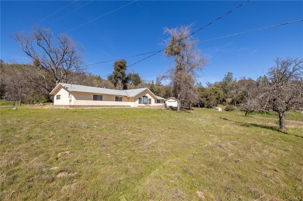 50174 Road 620, Oakhurst, CA 93644