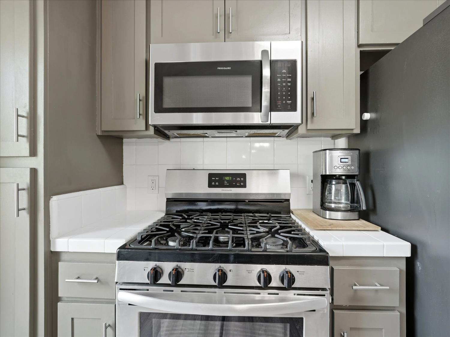 45893 & 45899 Sutton Dr, Oakhurst, CA 93644