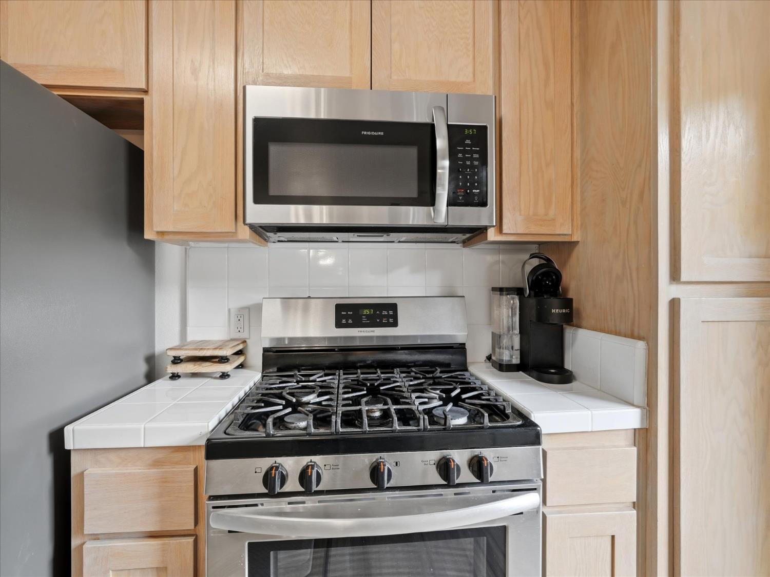 45893 & 45899 Sutton Dr, Oakhurst, CA 93644