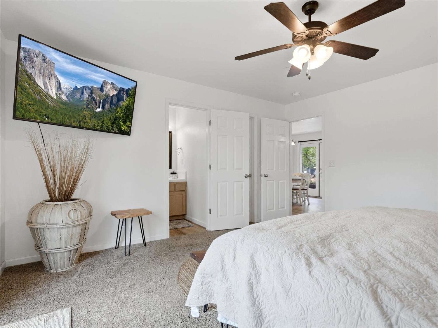 45893 & 45899 Sutton Dr, Oakhurst, CA 93644