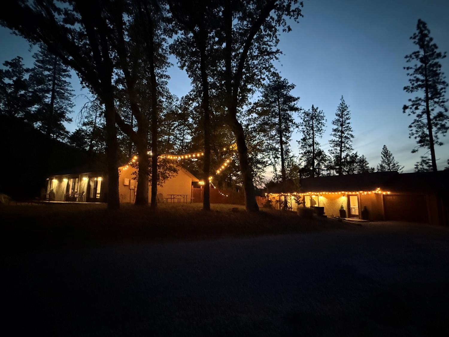 45893 & 45899 Sutton Dr, Oakhurst, CA 93644