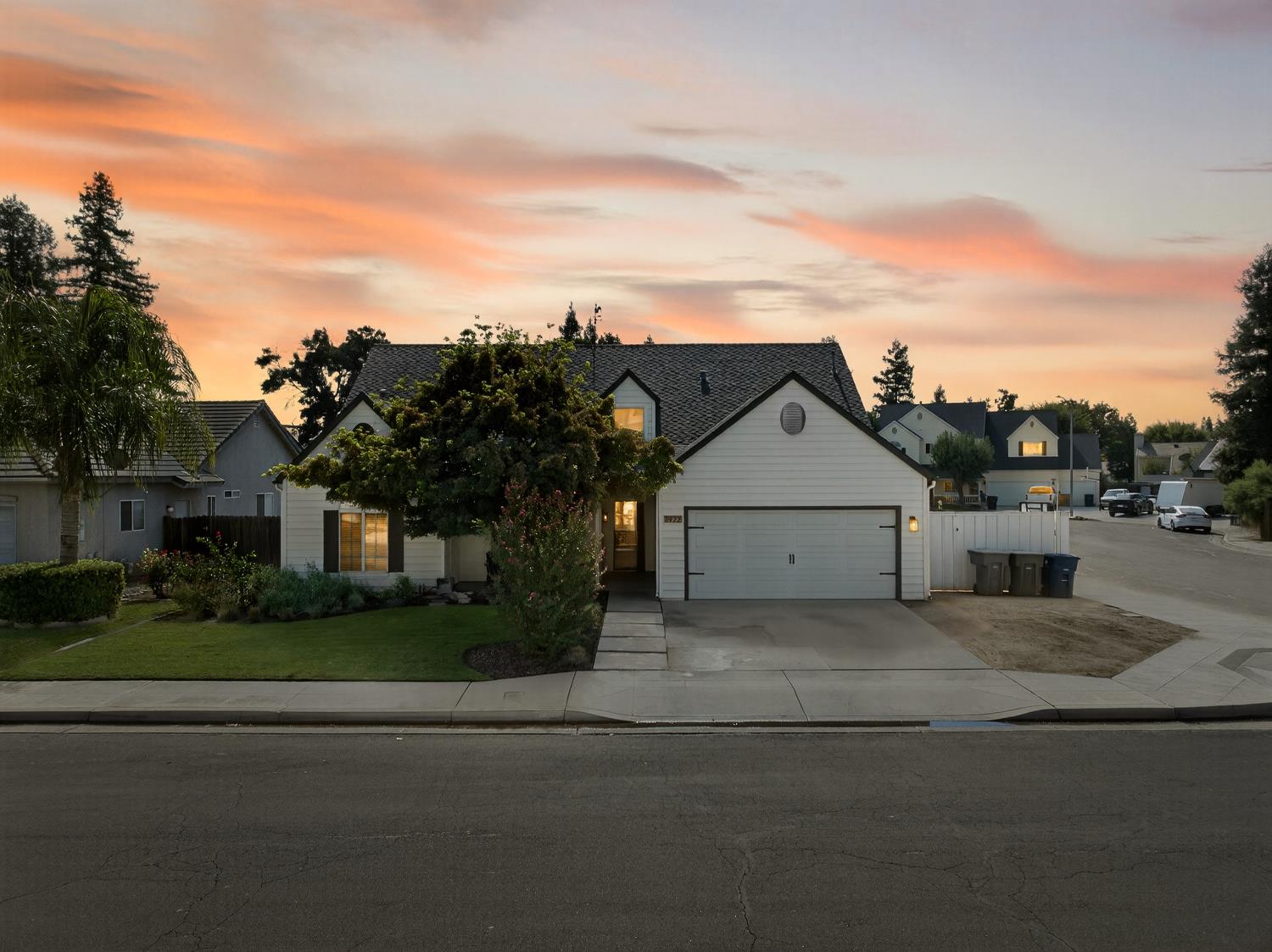 1922 Los Altos Ave, Clovis, CA 93611