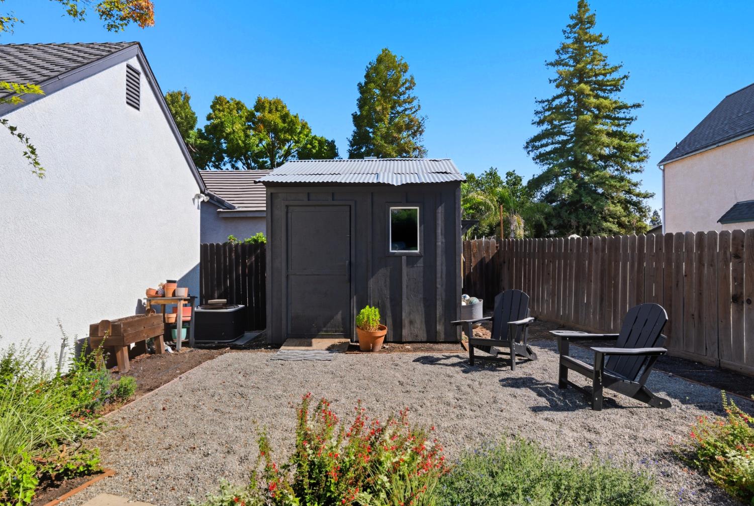 1922 Los Altos Ave, Clovis, CA 93611