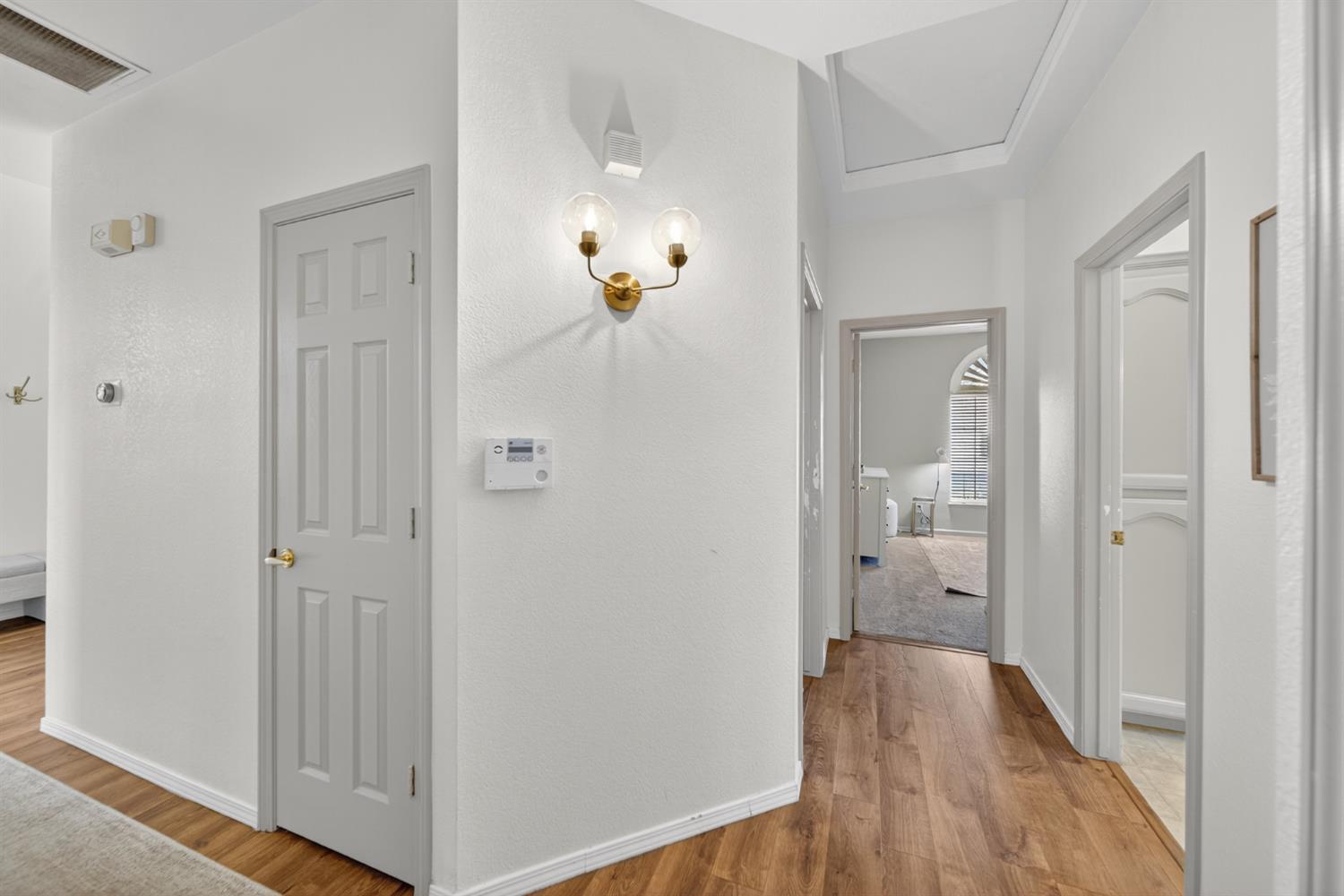 1922 Los Altos Ave, Clovis, CA 93611