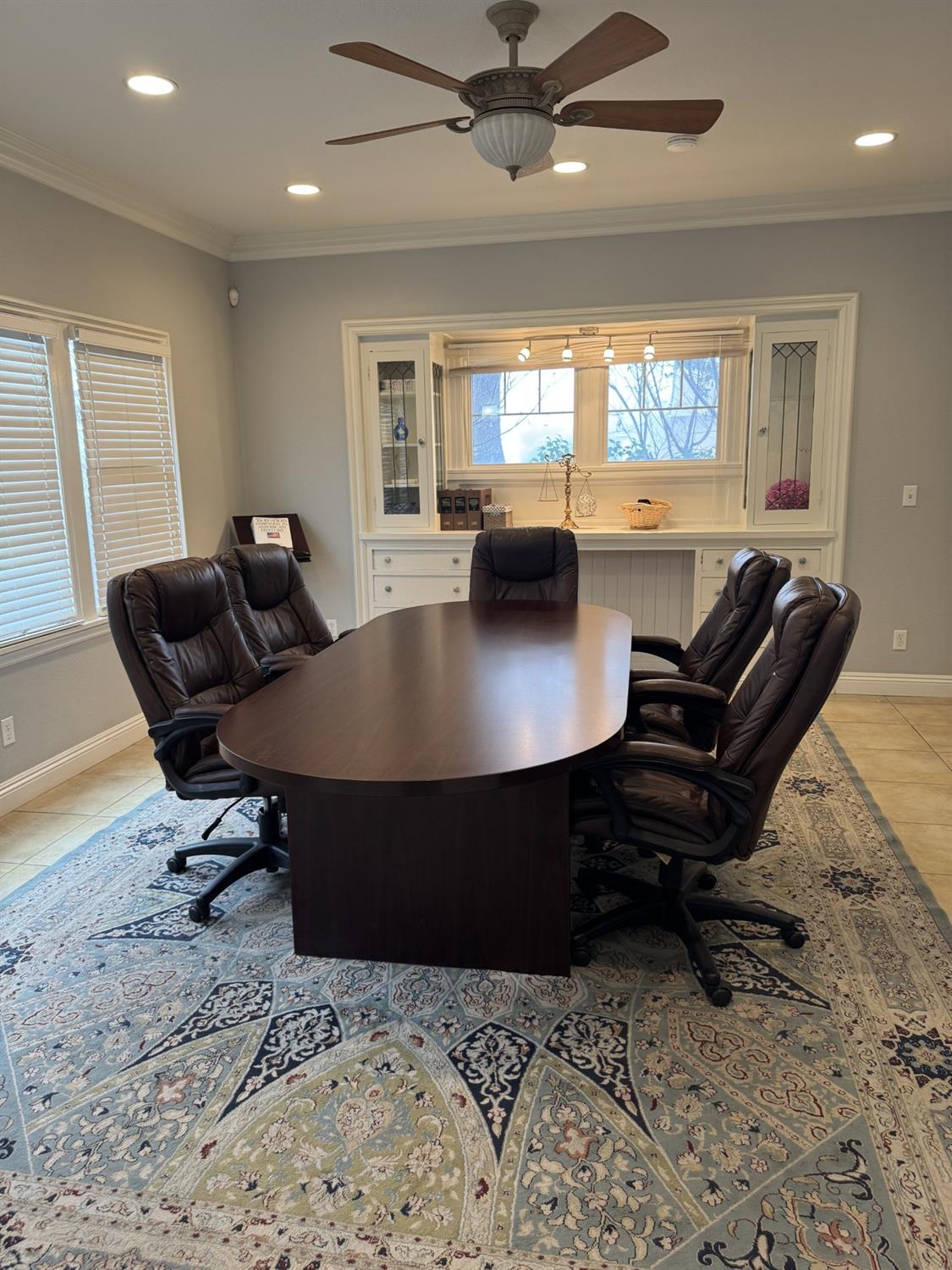 400 W Yosemite Ave, Madera, CA 93637