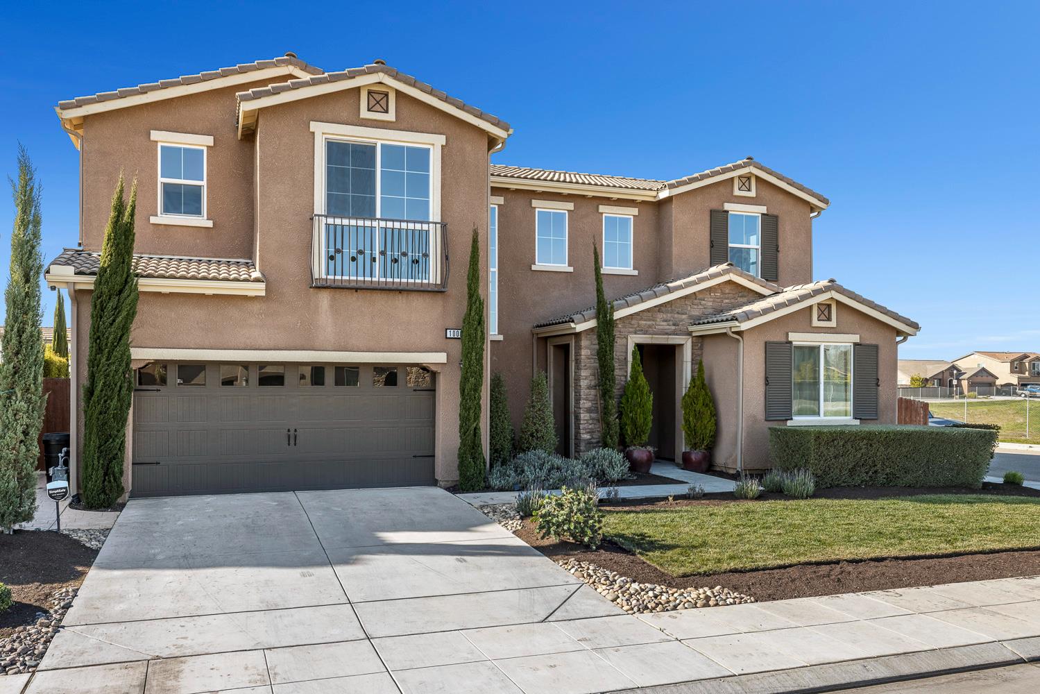 1006 La Canada Ave, Clovis, CA 93619