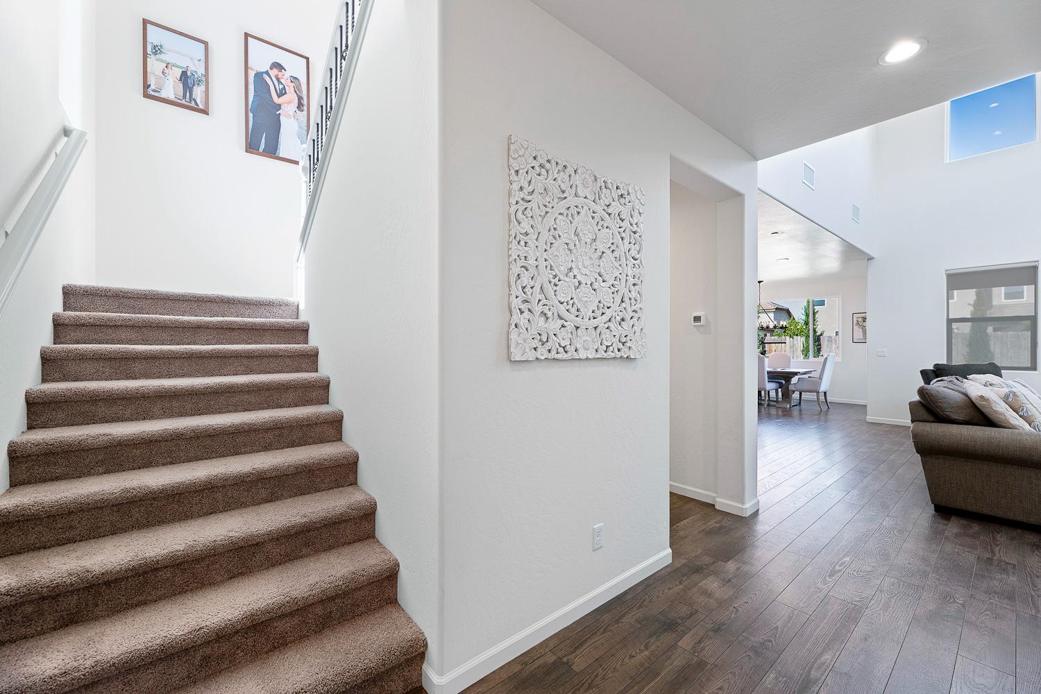 1006 La Canada Ave, Clovis, CA 93619