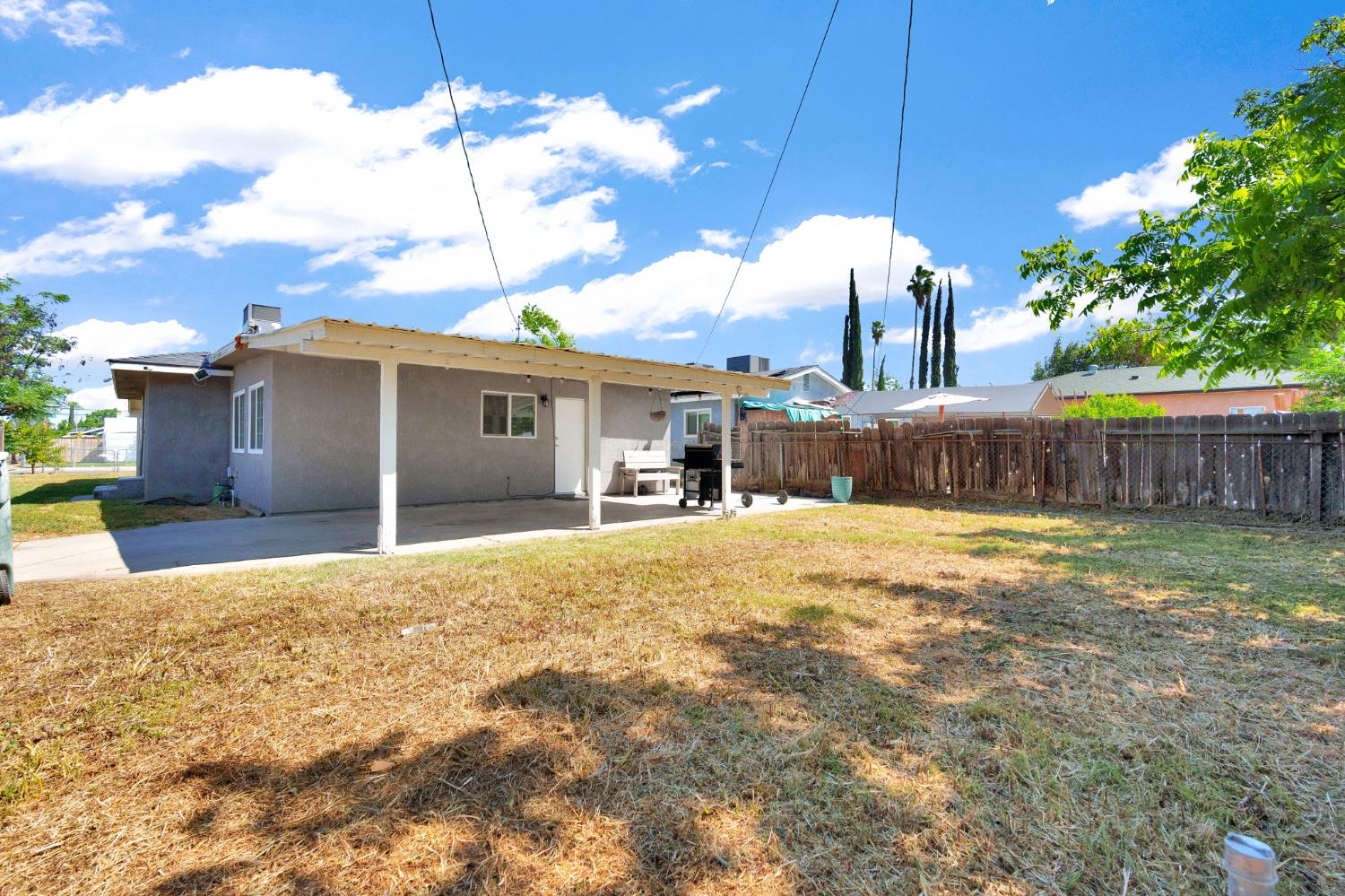 4104 E Madison Ave, Fresno, CA 93702