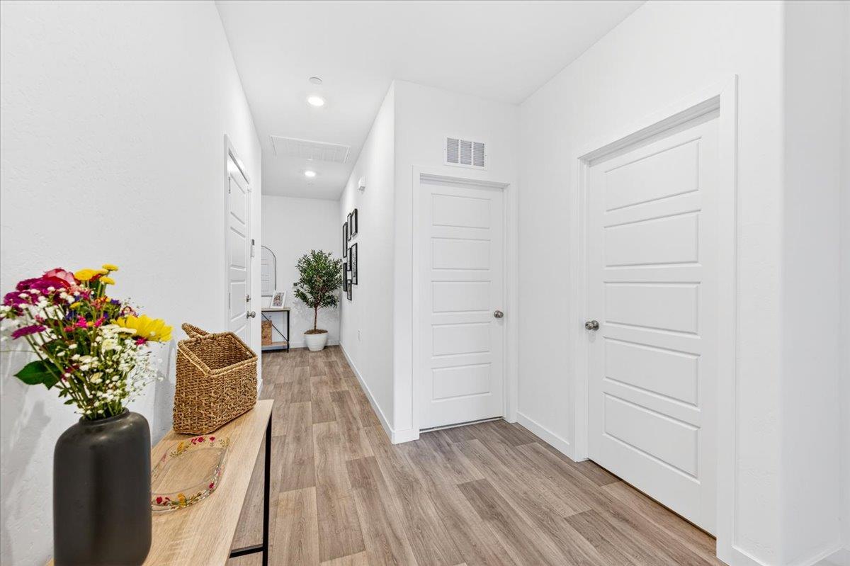 7118 W Willis Ave, Fresno, CA 93723