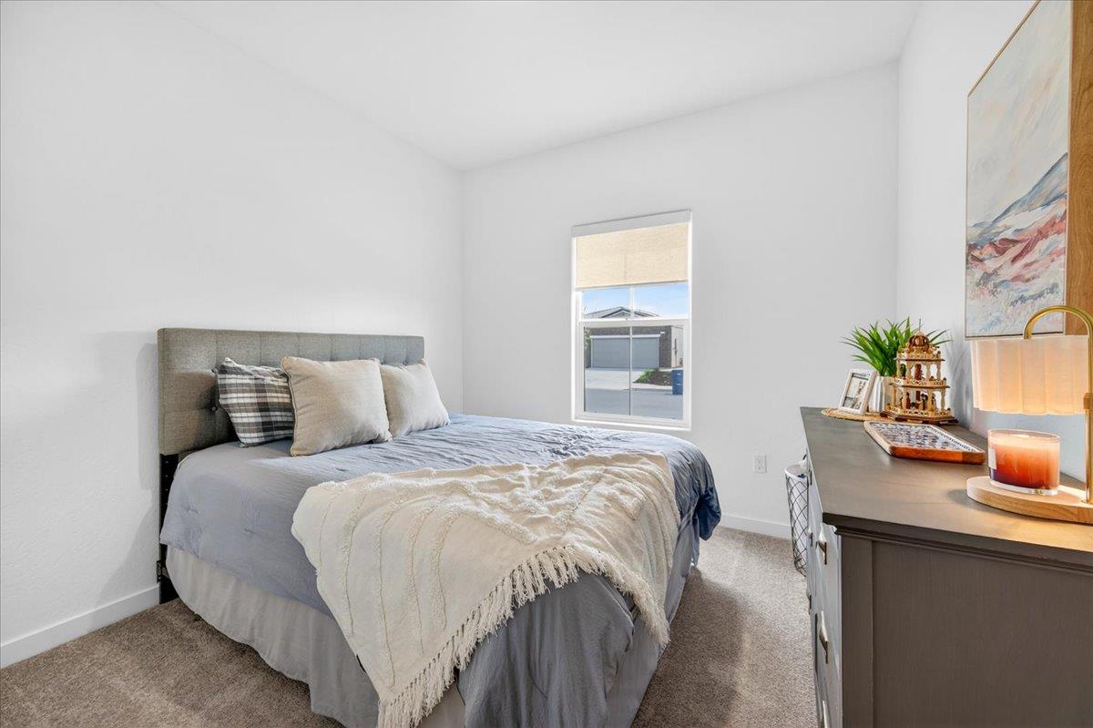 7118 W Willis Ave, Fresno, CA 93723