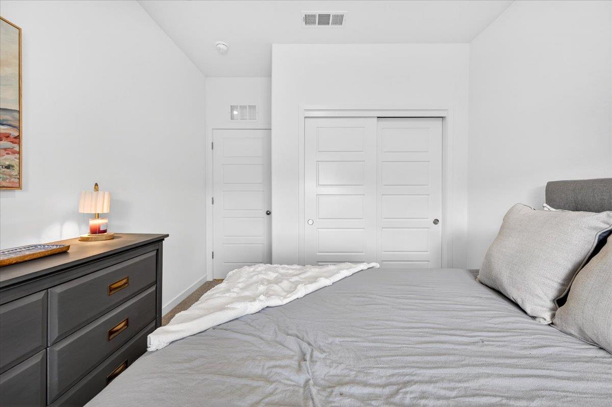 7118 W Willis Ave, Fresno, CA 93723