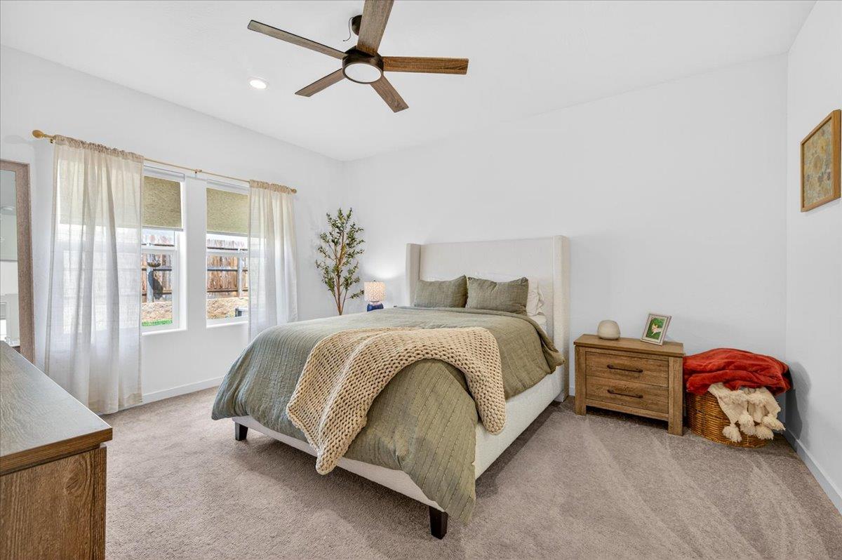 7118 W Willis Ave, Fresno, CA 93723