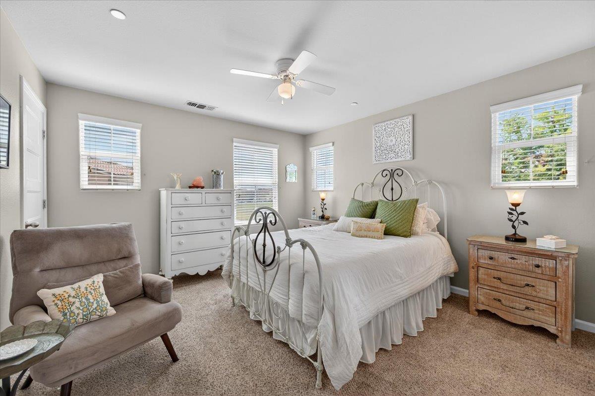 1502 N Reunion Way, Clovis, CA 93619
