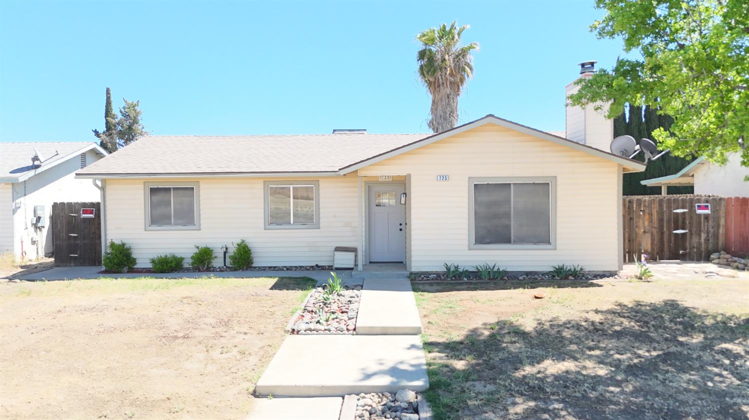 725 S Monterey Ave, Coalinga, CA 93210