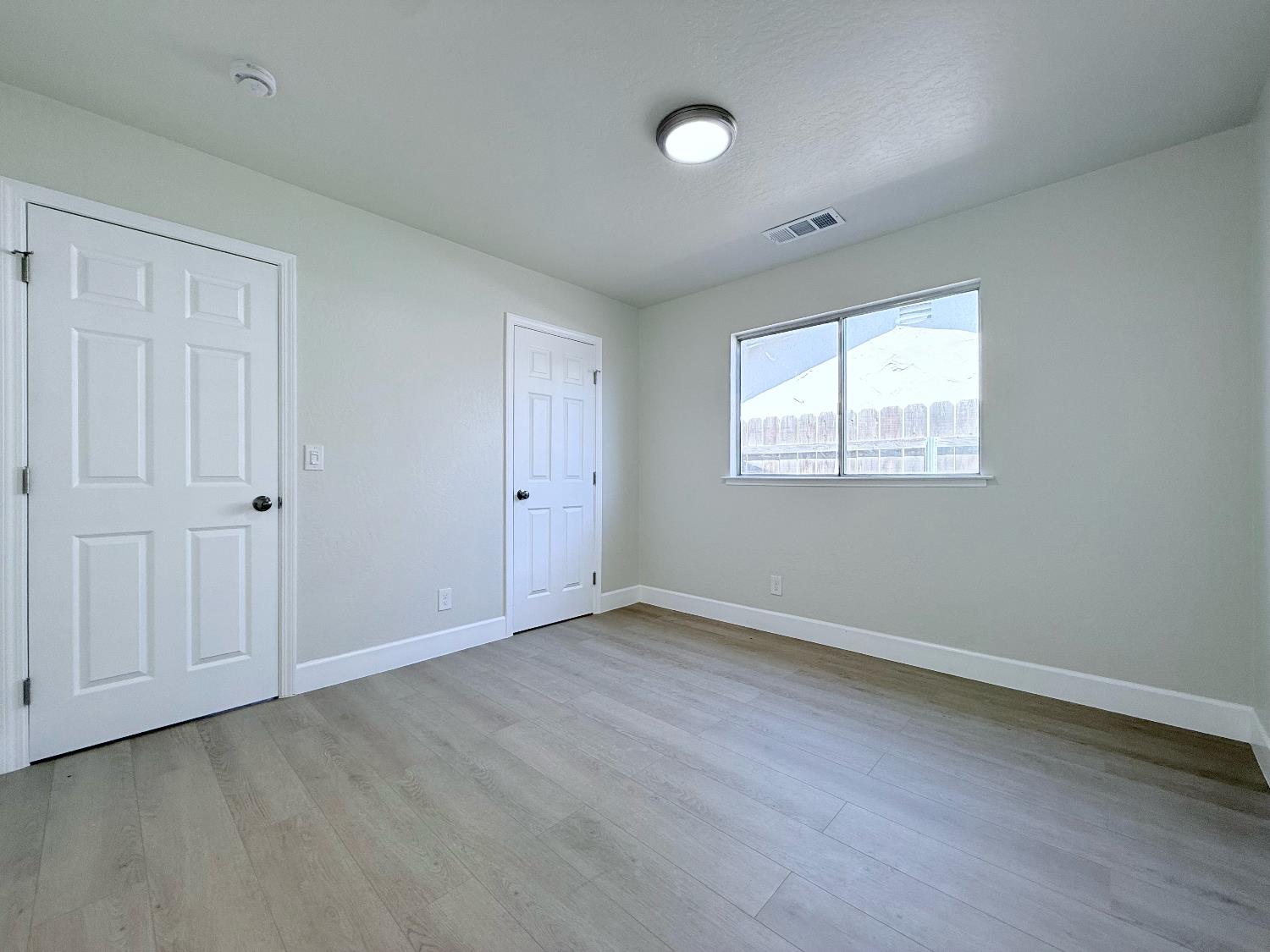 725 S Monterey Ave, Coalinga, CA 93210