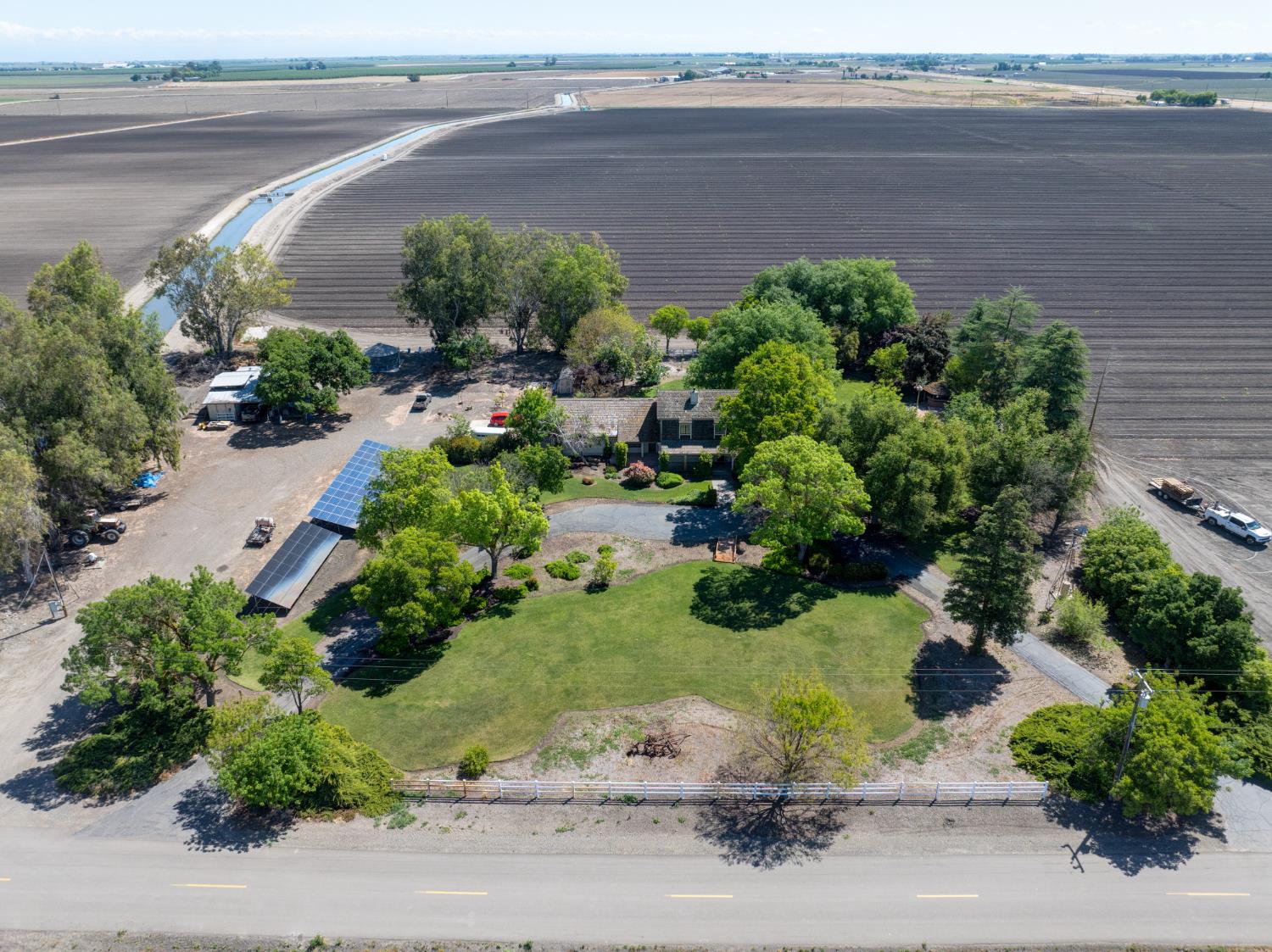 15686 Cozzi Ave, Dos Palos, CA 93620