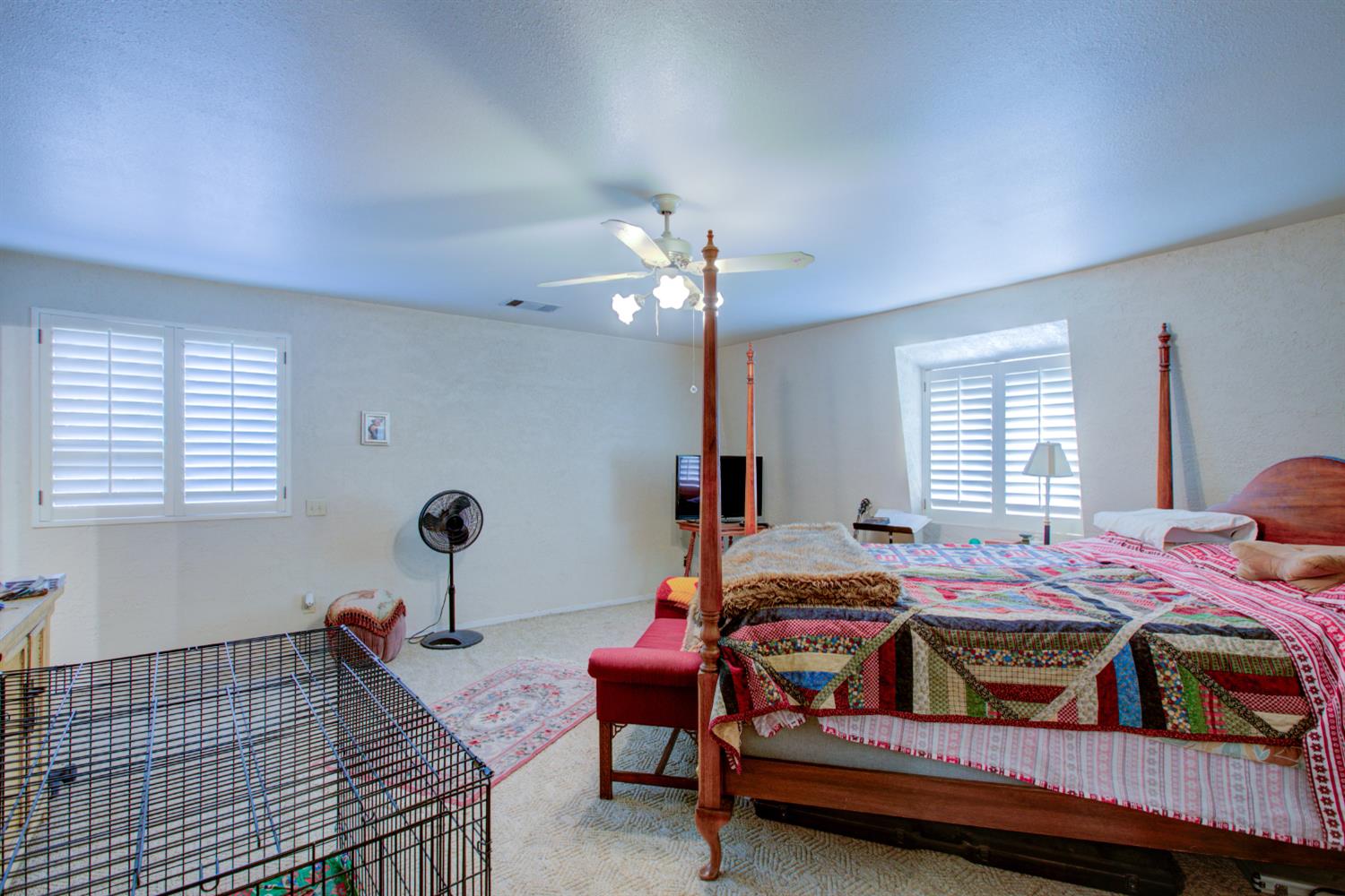 15686 Cozzi Ave, Dos Palos, CA 93620