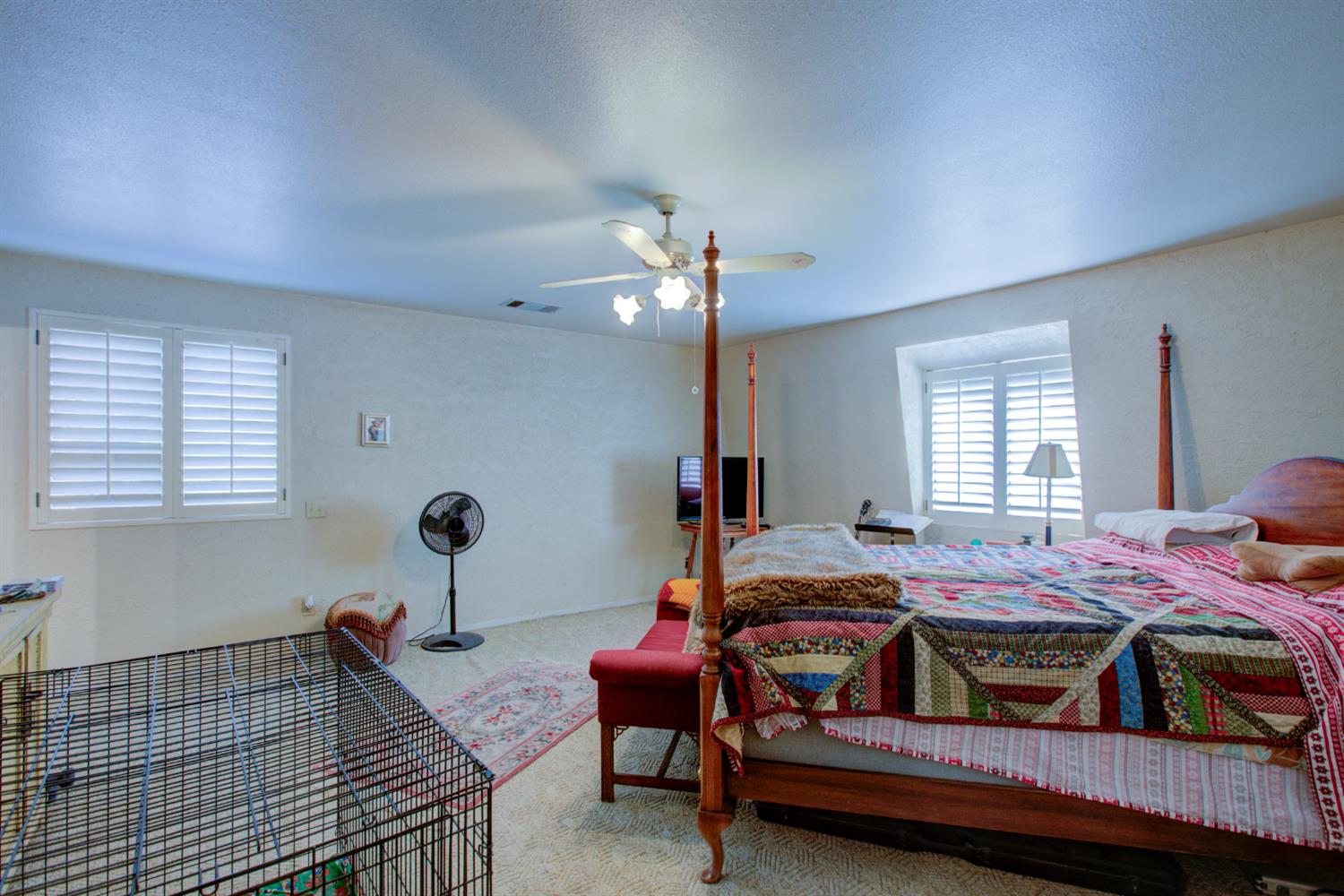 15686 Cozzi Ave, Dos Palos, CA 93620