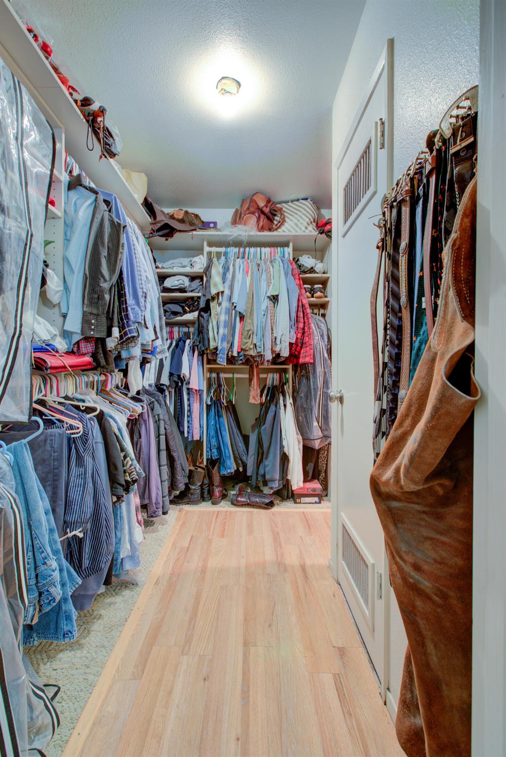 15686 Cozzi Ave, Dos Palos, CA 93620