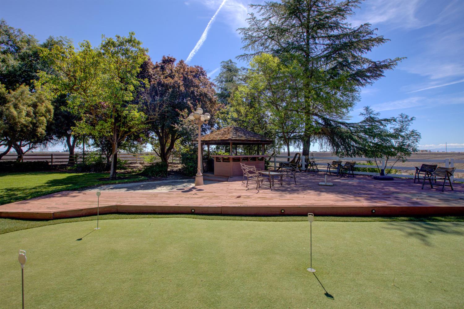 15686 Cozzi Ave, Dos Palos, CA 93620