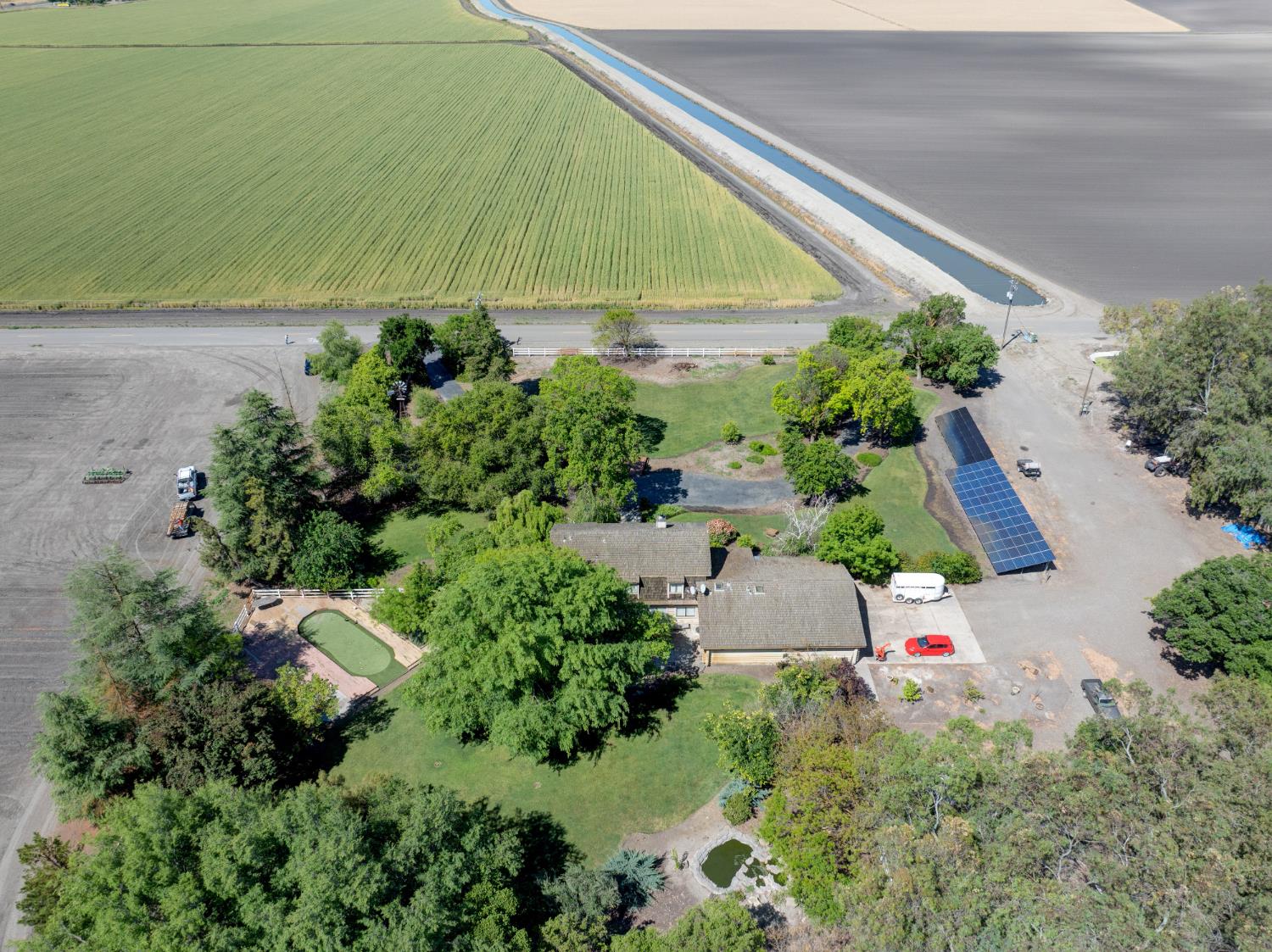 15686 Cozzi Ave, Dos Palos, CA 93620