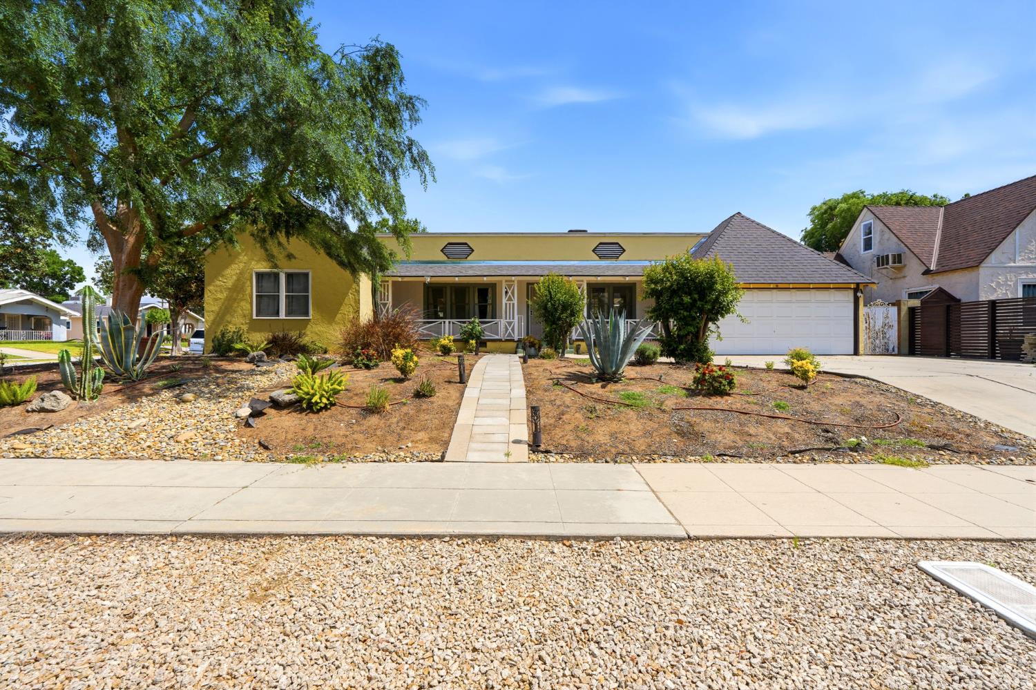 2142 N Wilson Ave, Fresno, CA 93704