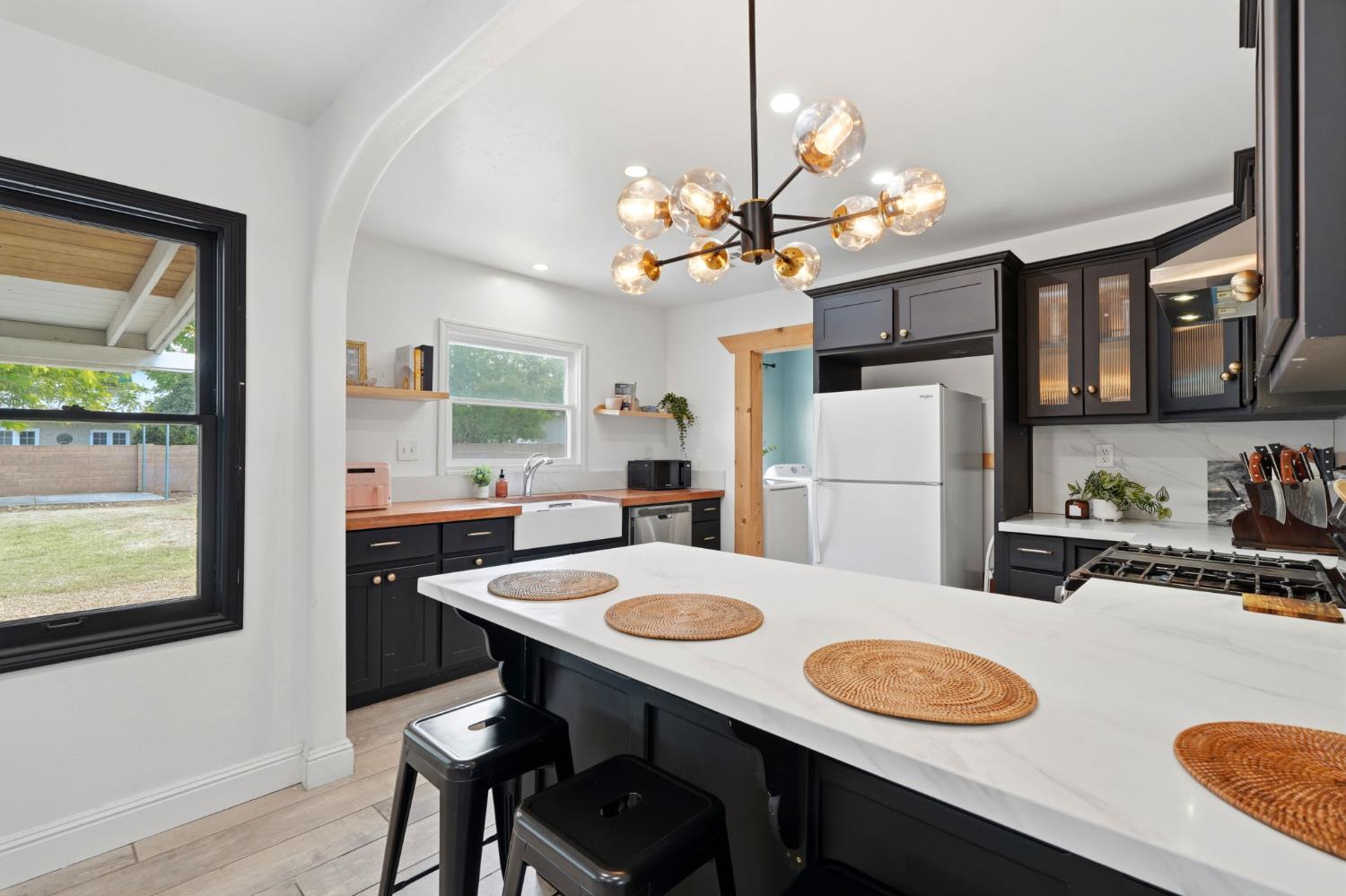 2142 N Wilson Ave, Fresno, CA 93704