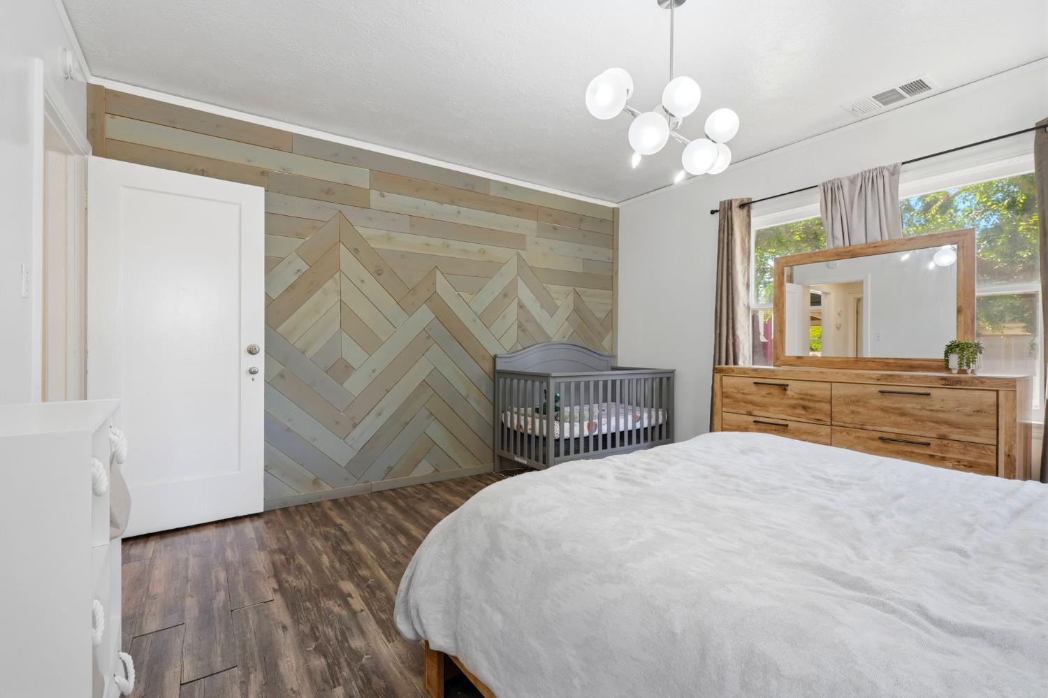 2142 N Wilson Ave, Fresno, CA 93704