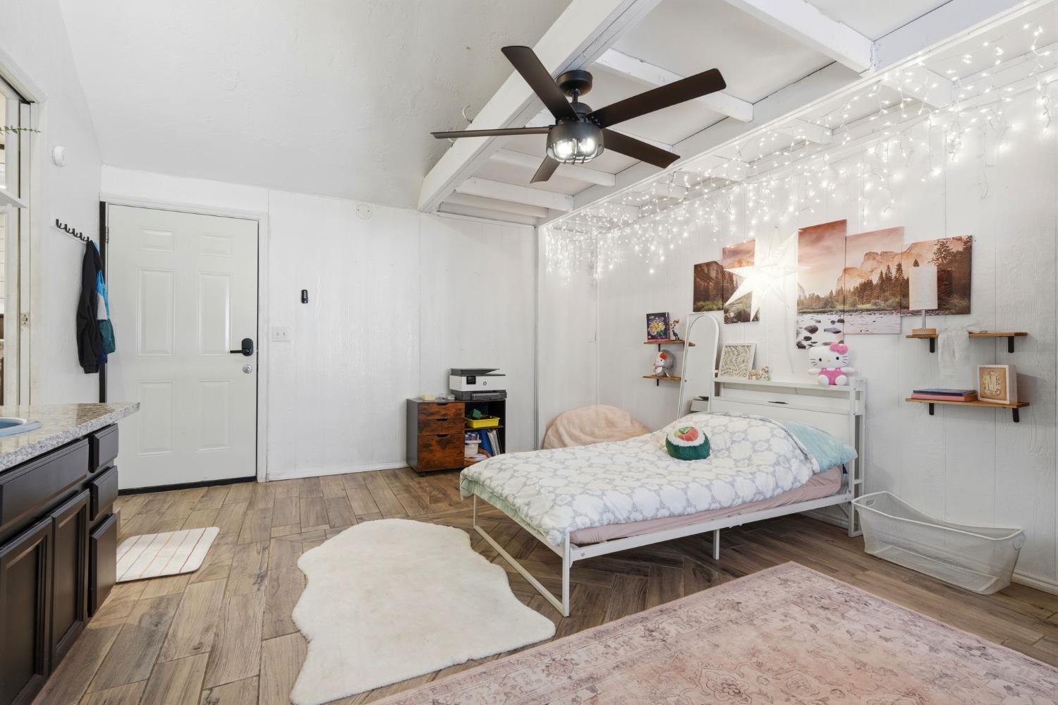 2142 N Wilson Ave, Fresno, CA 93704