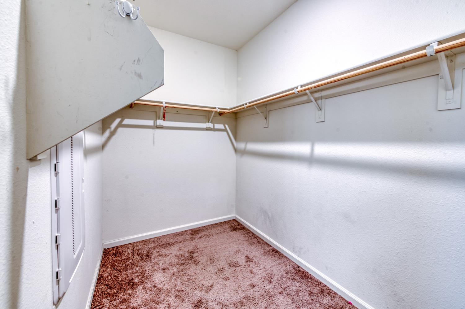 1469 Rinconada Dr, Madera, CA 93637