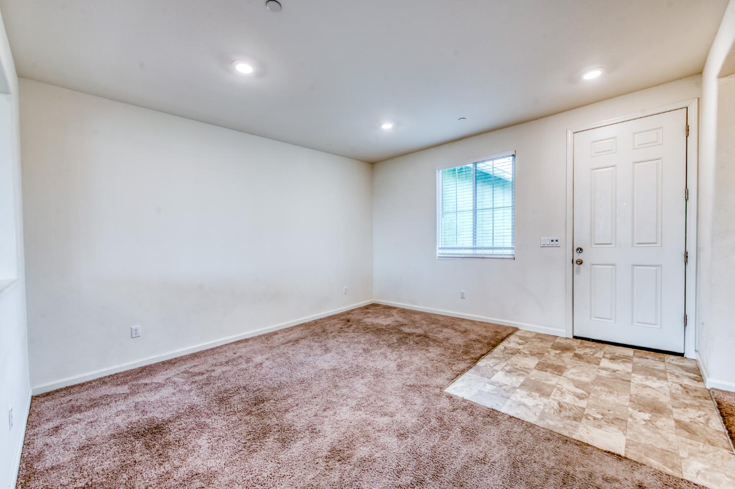 1469 Rinconada Dr, Madera, CA 93637